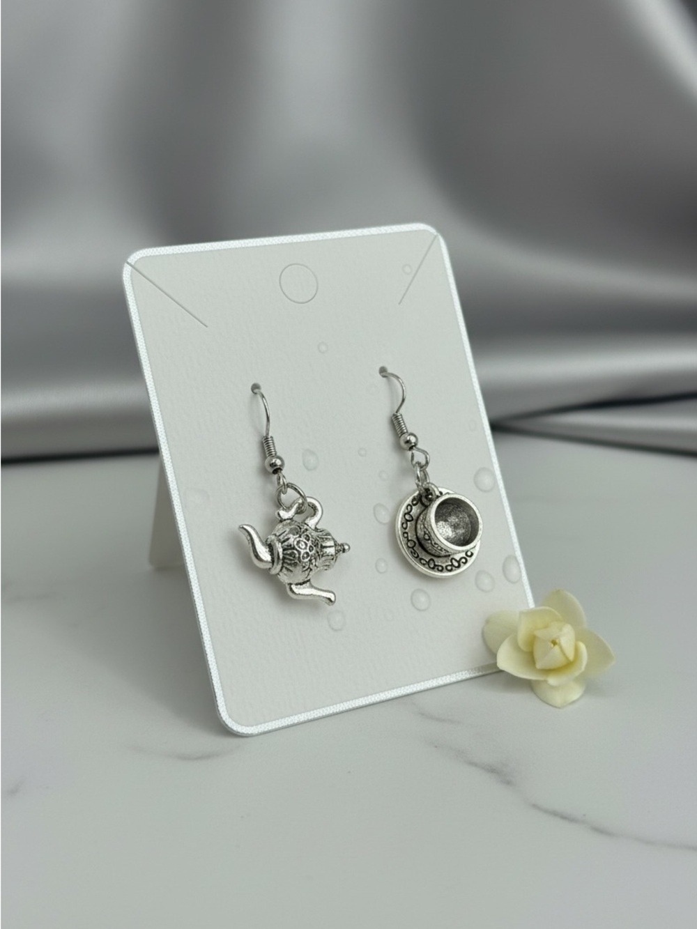 Silver Tone Teapot & Teacup Dangle Earrings NWOT Tea Lover Charm Earrings